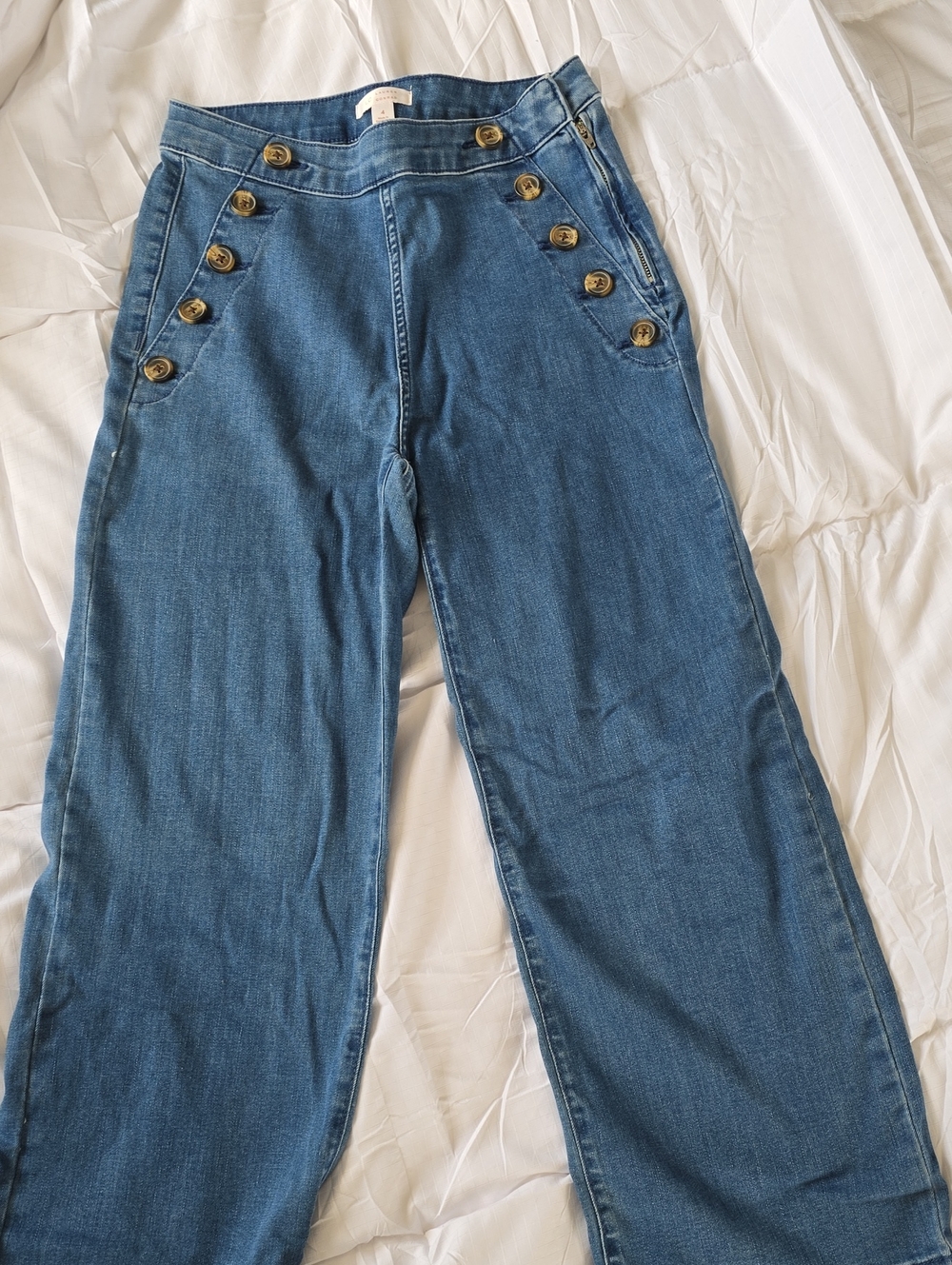 Cropped Lauren Conrad Size 4 High-Rise Blue Women’s Button-Accent Jeans - Picture 2 of 5